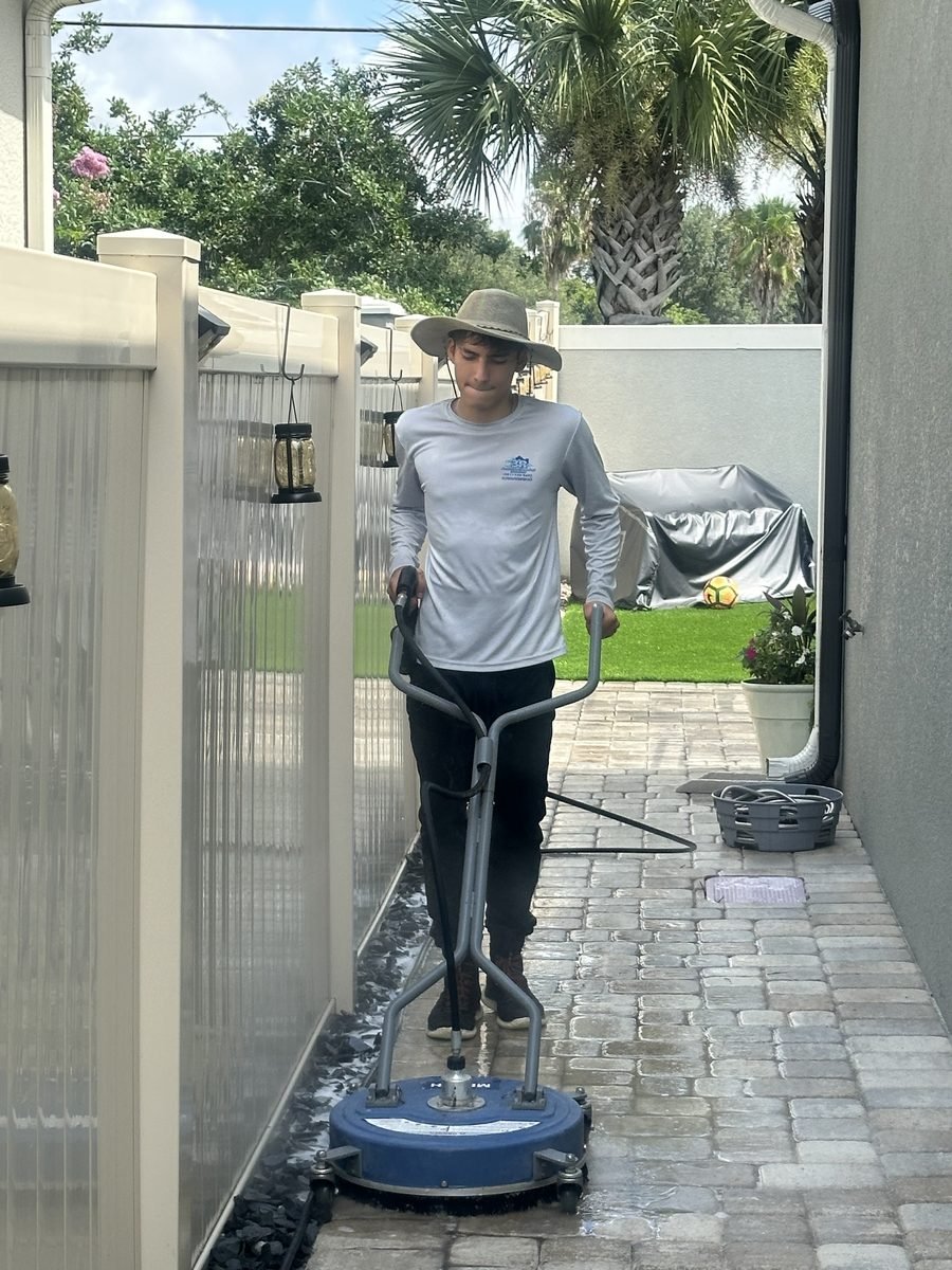 Pressure Cleaning Services 3R job photo