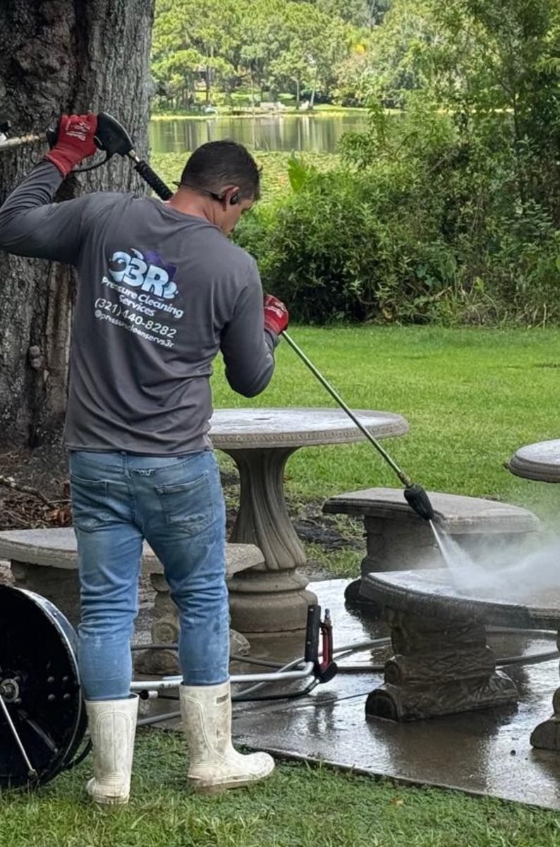Pressure Cleaning Services 3R job photo